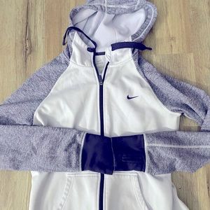 Hooded jacket